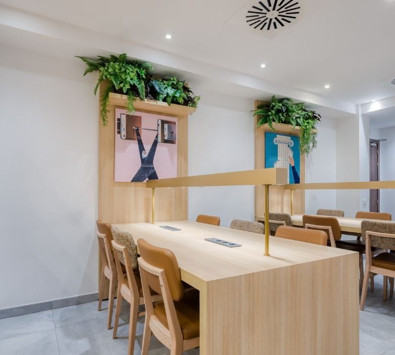 Sala de estudio Livensa Living Barcelona Marina