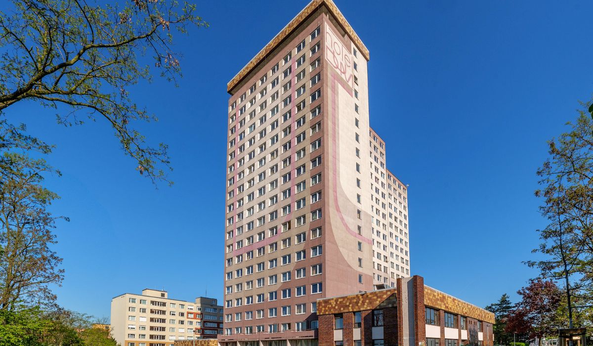 Residencia de estudiantes TVM Tower