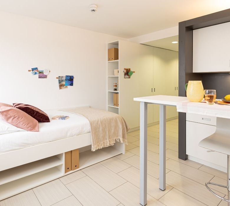 Residencia de estudiantes Yugo Alvarium