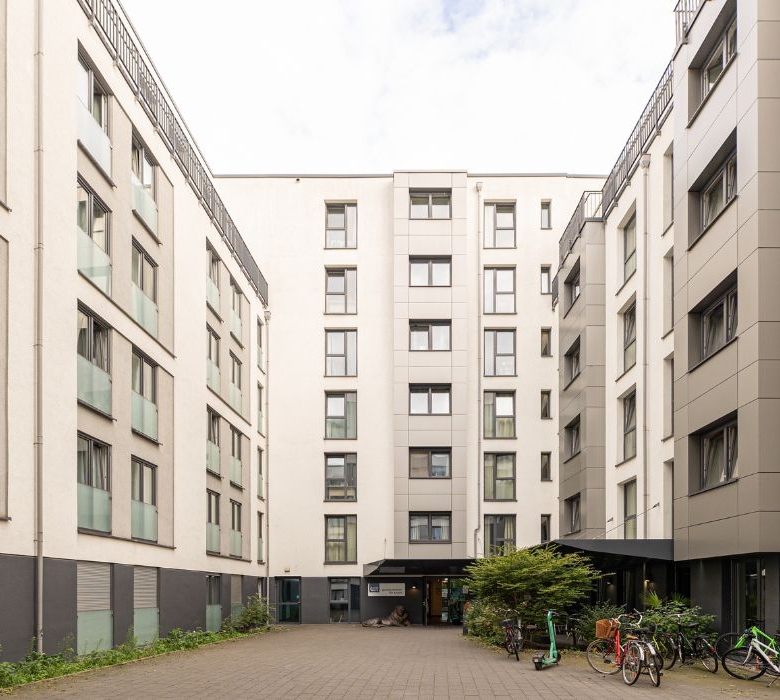Yugo Navale Student Residence