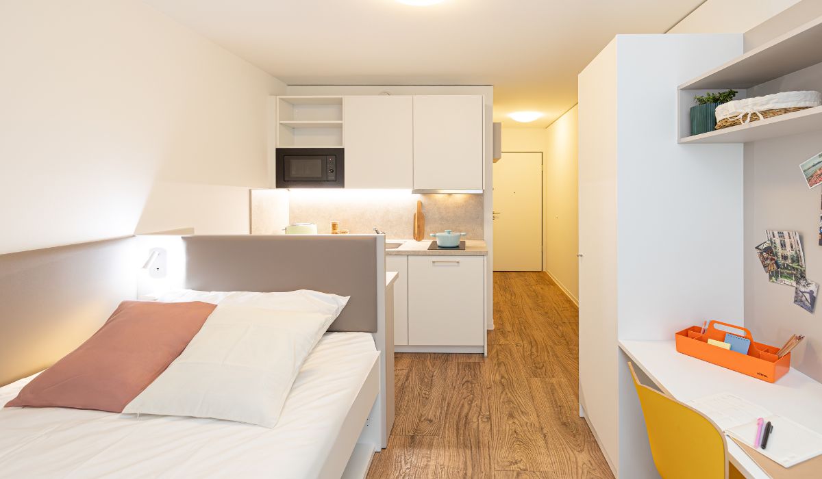 Yugo Navale Student Residence