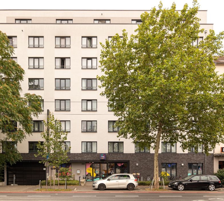 Residencia de estudiantes Yugo Urbanum