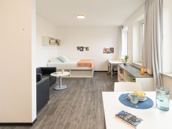 Residencia de estudiantes Yugo Leonis Munster