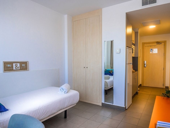 Residencia de estudiantes URJC José Pérez de Vargas Vicálvaro