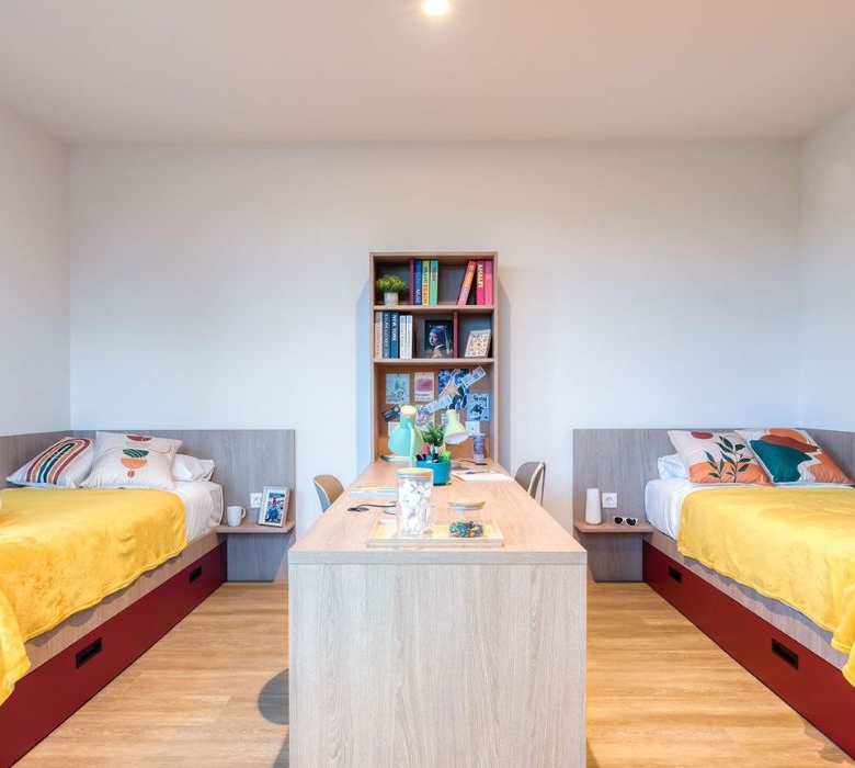 Residencia de estudiantes Livensa Living Barcelona Parallel