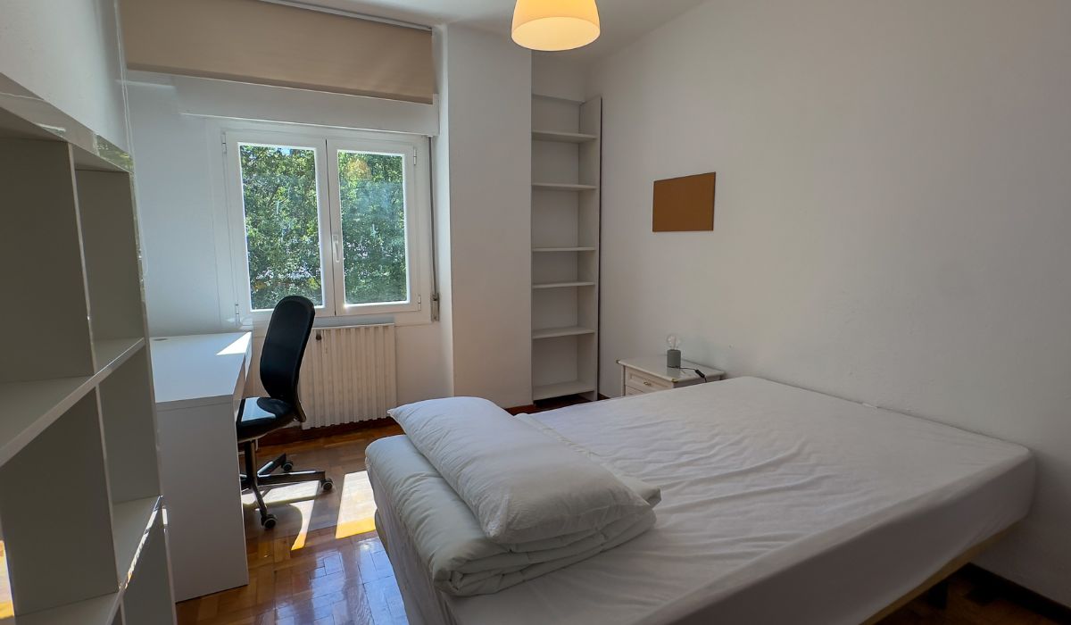 Residencia de estudiantes / Coliving Cohousing Pamplona