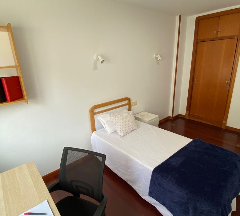 Habuni Santiago University Residence