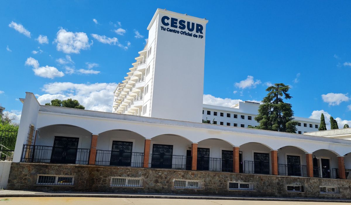 Residencia de Estudiantes CESUR Suites Córdoba