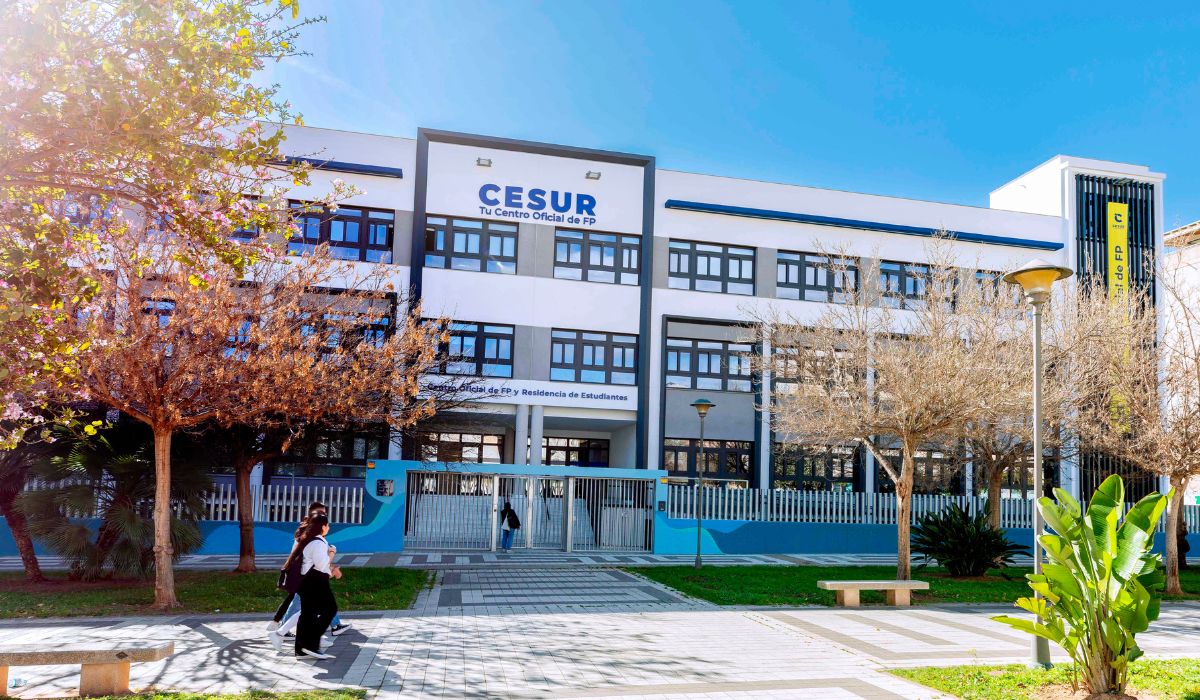 Residencia de Estudiantes CESUR Suites Málaga
