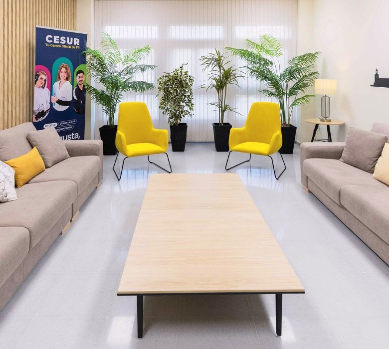 Residencia de Estudiantes CESUR Suites Málaga