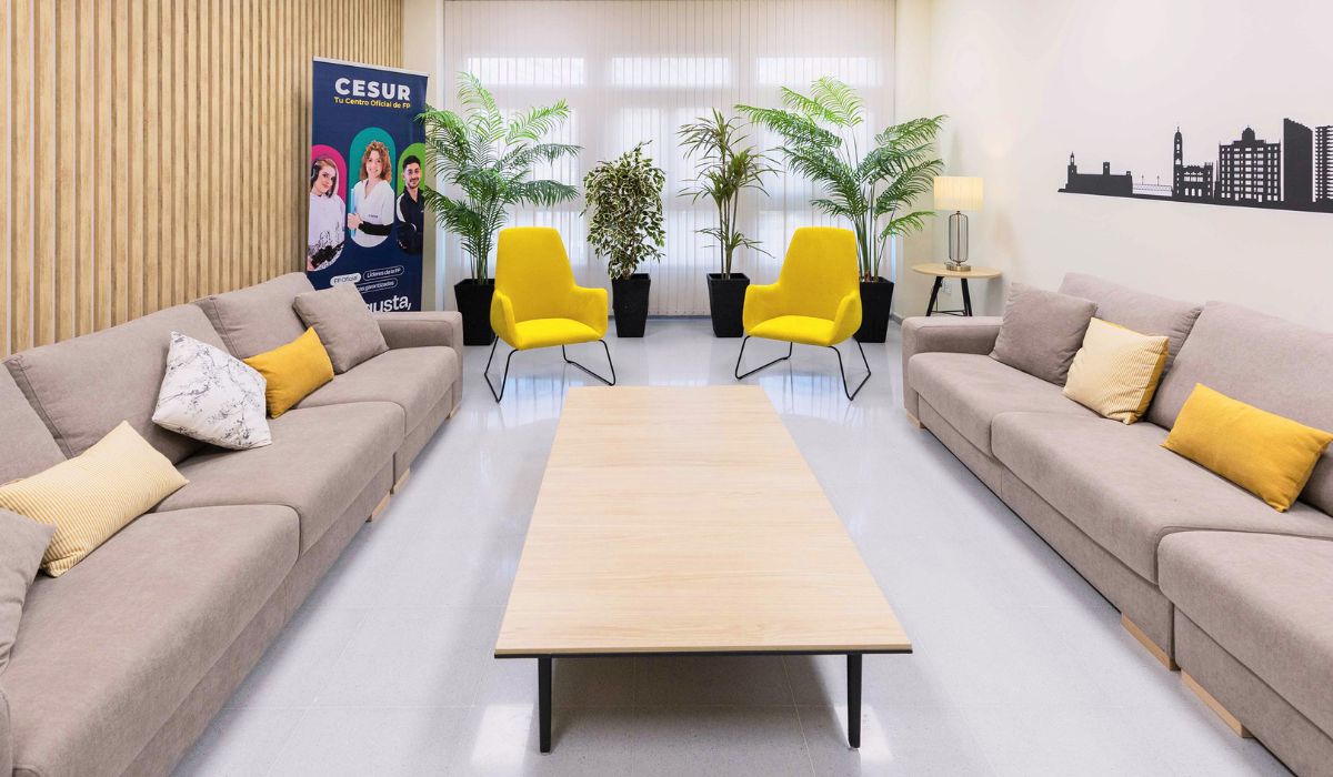 Residencia de Estudiantes CESUR Suites Málaga