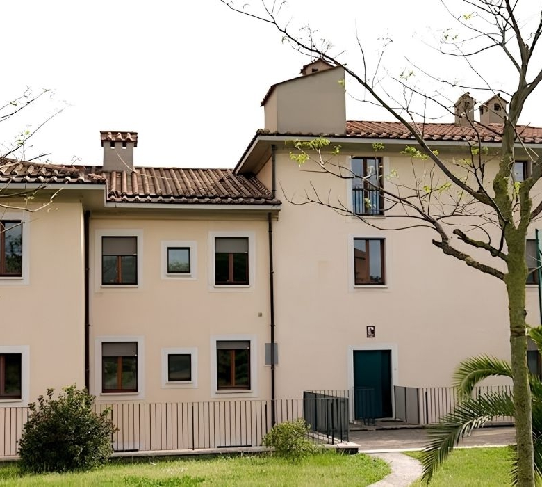 Residencia Universitaria Porta Nevia Roma
